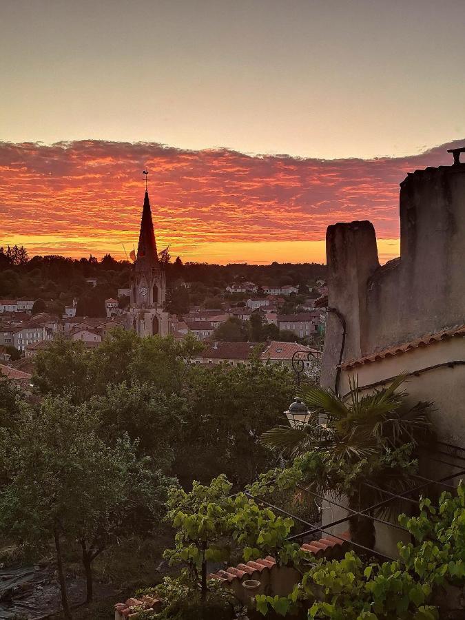 'Quelle Belle Vue' Chambre D'Hote Confolens Exteriör bild